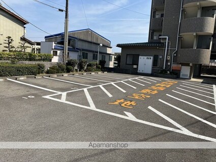フローラルハイツ[1K/22.03m2]の駐車場