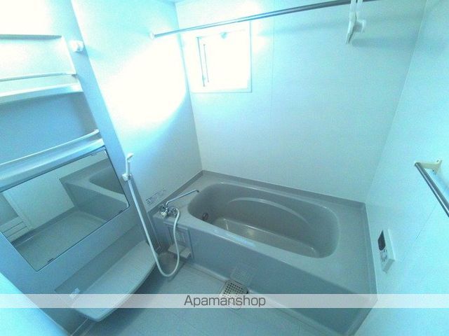 FLORAIIIの内装写真