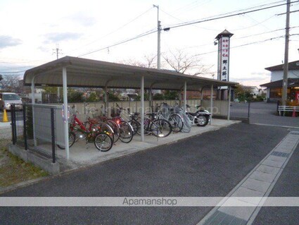 ボヌール幸澤Ｃ棟[2LDK/59.57m2]のエントランス1