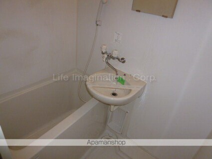 滋賀県長浜市八幡中山町[1K/21.72m2]のバス