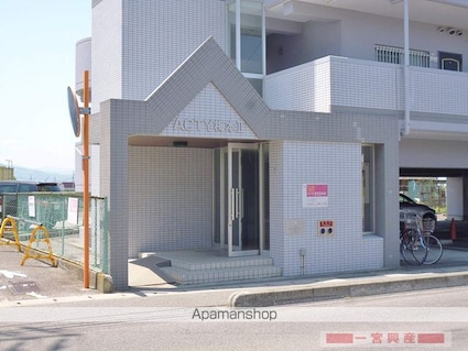 ＡＣＴＹ梅本Ⅱ[3LDK/75.7m2]の外観2