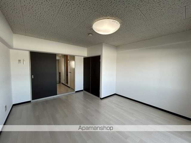 レクサス芳泉の内装写真