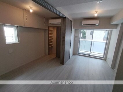 シーズンフラッツ新高円寺[1LDK/36.3m2]のバルコニー