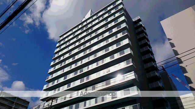 コンフォリア江坂の外観写真