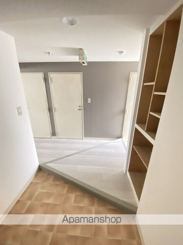 広島県広島市中区舟入町[6LDK/167.63m2]の玄関