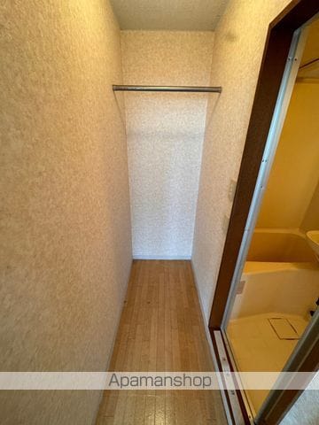 フロンティア57の内装写真