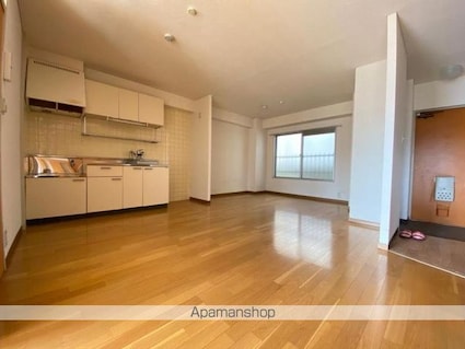 中村第一ビル[2LDK/58.5m2]のリビング・居間