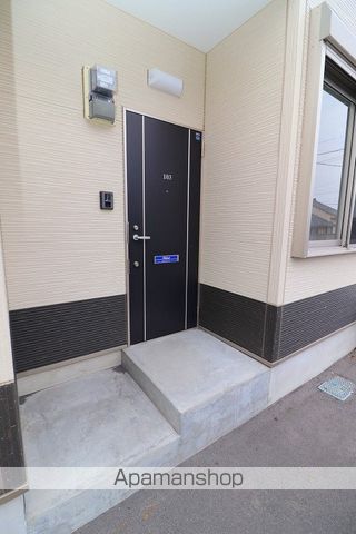 ウィン鹿屋の玄関写真
