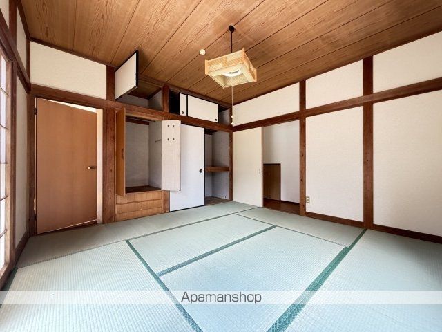 原田貸家の内装写真
