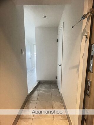 東京都港区西麻布２丁目[2LDK/58.34m2]の玄関