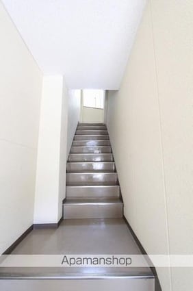 松本ビル（栗林）[1DK/36m2]の共用部1