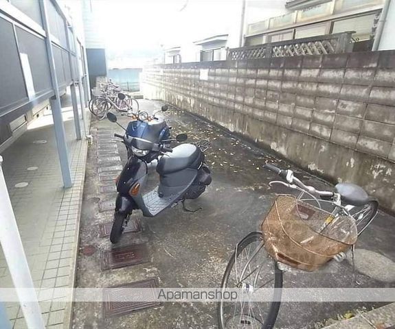 レオパレスドルフィンの外観写真