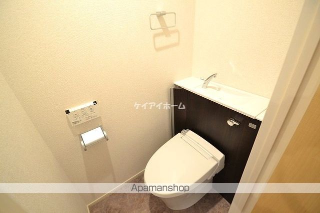 MODE EIGHT IIの内装写真