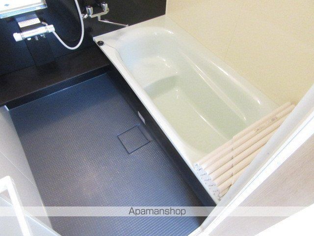 QUATRECOULEURSの内装写真