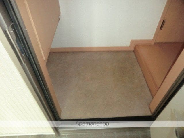 イーストロイウッドの内装写真