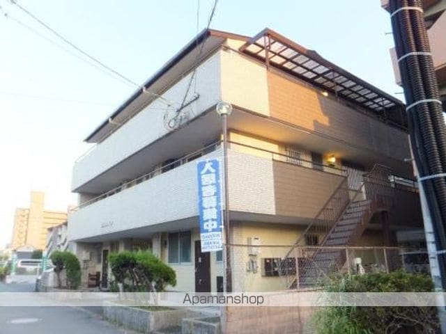 東鋼ハイツの外観写真