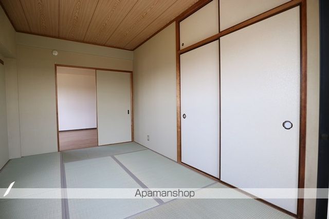 ゼンコウコーポラス8号館の内装写真
