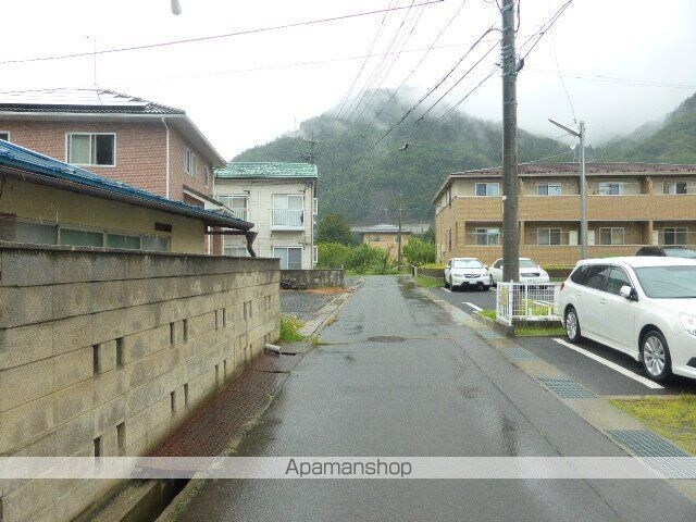 ガーデンハウス朝日山　Ｅ[1LDK/42.04m2]の周辺2