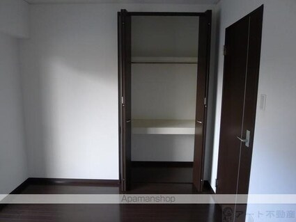 ブライムサンライト[3LDK/71.5m2]の収納