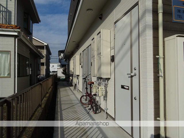 アスコット中野栄の玄関写真