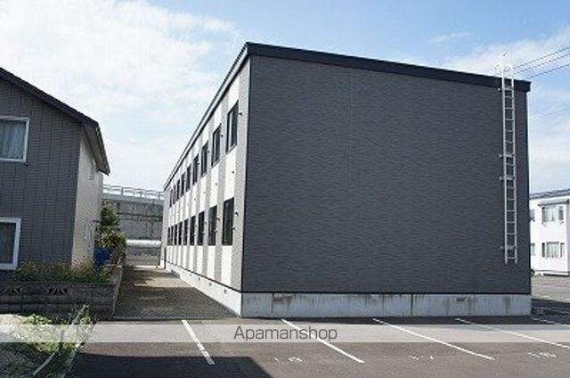 レオパレスPEACEFUL元町の外観写真