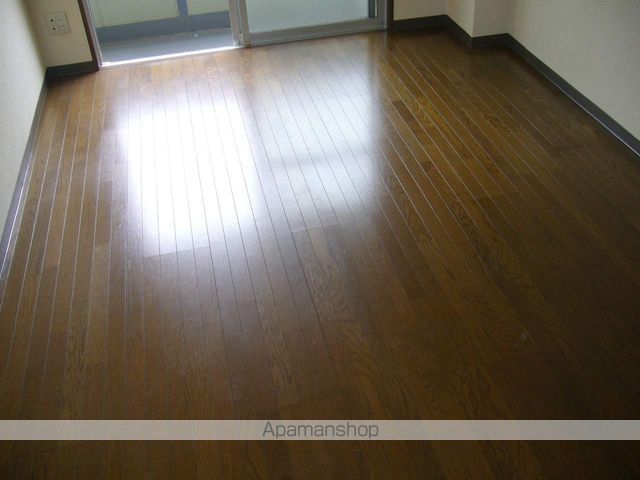 シャンブル南林間の内装写真