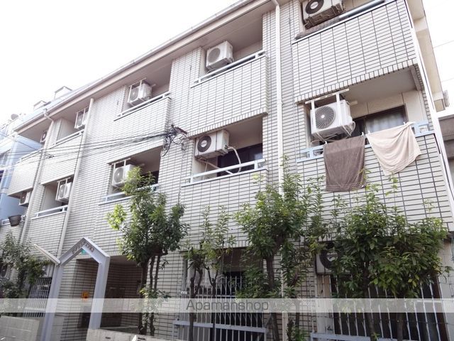ロイヤルメゾン生野の外観写真