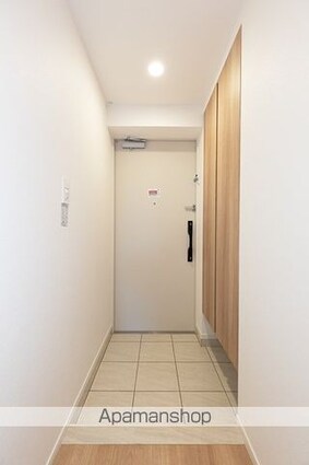 ＲＪＲプレシア東十条ガーデン[3LDK/63.93m2]の玄関