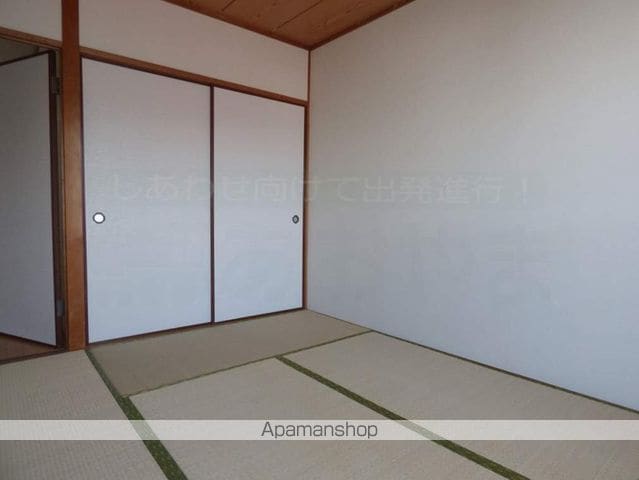 パストラル紫の内装写真