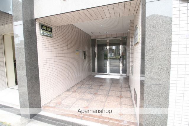 阪神ハイグレードマンション11番館の玄関写真