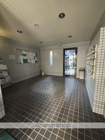 MTビルの玄関写真