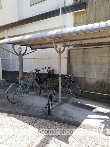 キルシュ ブラウのその他写真