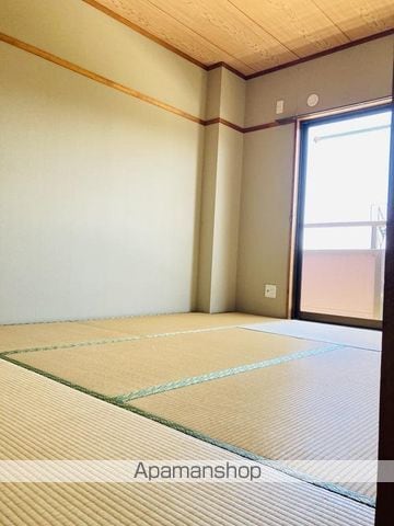 レジデンス三笠山の内装写真