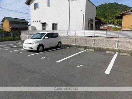 レオパレスキララ[1K/23.18m2]の駐車場