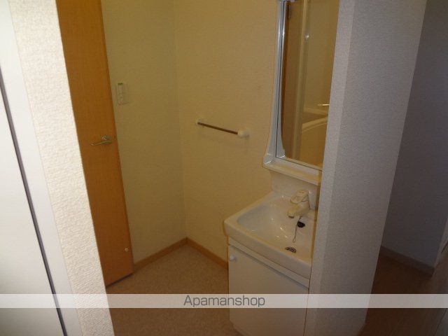 レオパレスウエスト広川二号館の内装写真