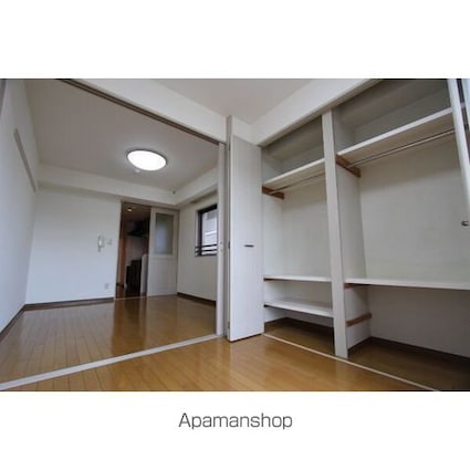 コートヒルズ[2K/30.38m2]のリビング・居間1