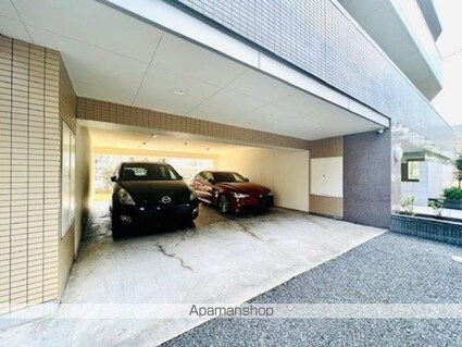 ＫＤＸレジデンス門前仲町[1K/22.1m2]の駐車場