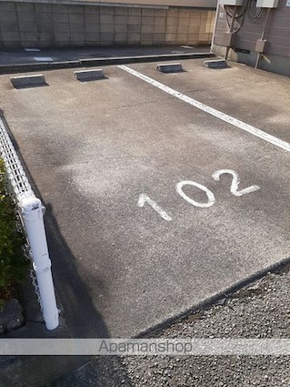 フィールドビーチ１[2DK/66m2]の駐車場3