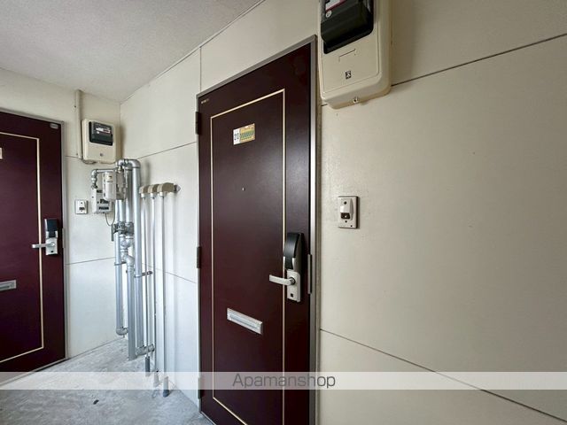 サンパレス大町の玄関写真