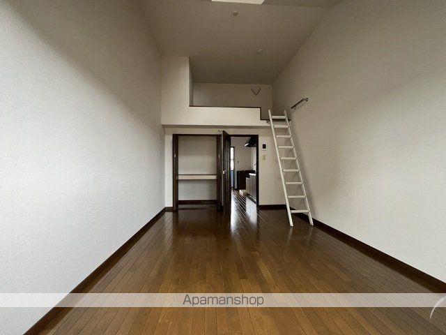 アヴァンセ富沢南弐番館の内装写真