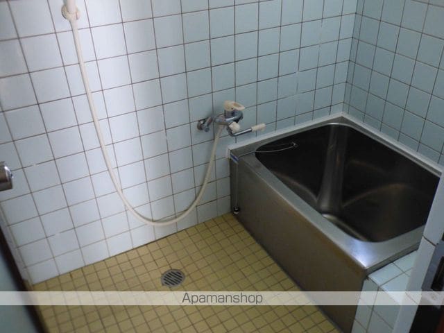 予讃線 今治駅 徒歩20分 2階建 築28年の内装写真