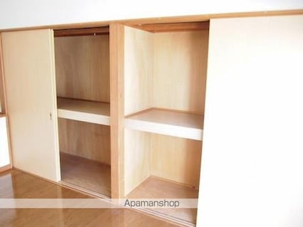 カテリーナ春日町[3DK/66m2]の収納