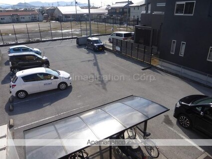 ＥＡＳＴ　ＮＯＮＡＭＩ　八番館[1LDK/33.61m2]の駐車場