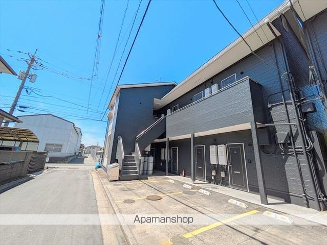 ヴィラ鶴新田 壱番館の外観写真