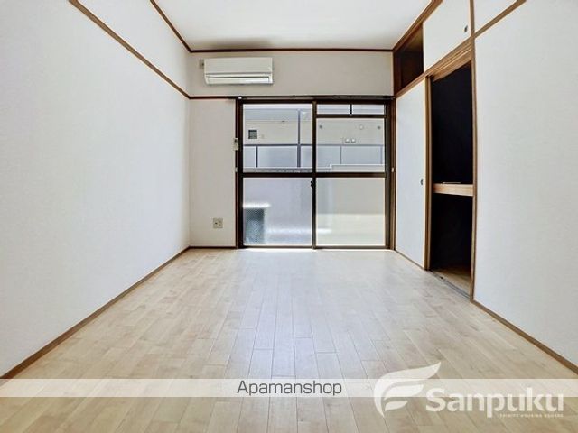 コーポ樋又A棟の内装写真