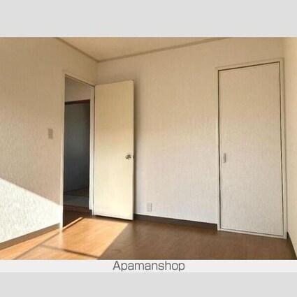 サニーガーデン[3LDK/70m2]のリビング・居間5