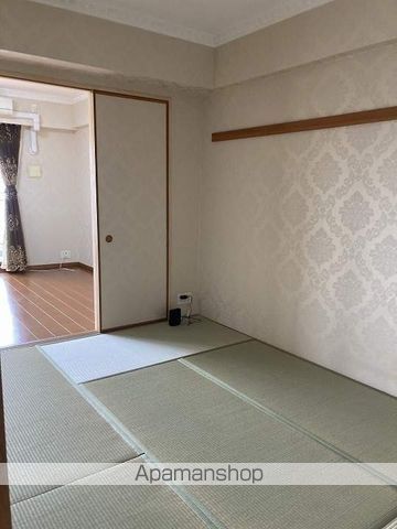 クレストフォルム横浜リヴァシスの内装写真