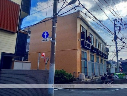 レオパレスフローラ[1K/19.87m2]の外観2