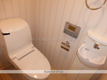 ロータリーマンション大津京レアール[3LDK/65.11m2]のトイレ