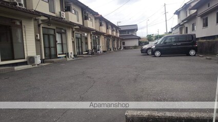 寺敏アパート[3DK/60.45m2]の駐車場4